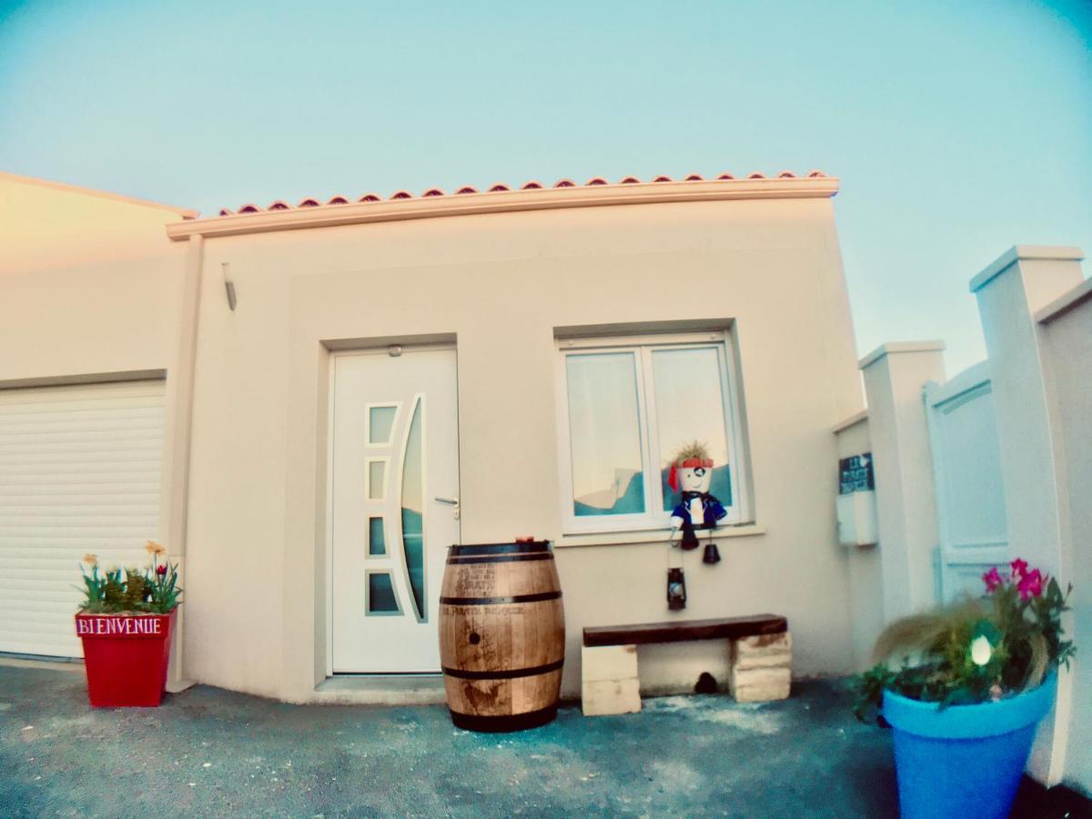 "Le Pirate Beneze"Gite Insolite,Situation Ideale,Accueil Attentionne Trizay Exteriér fotografie